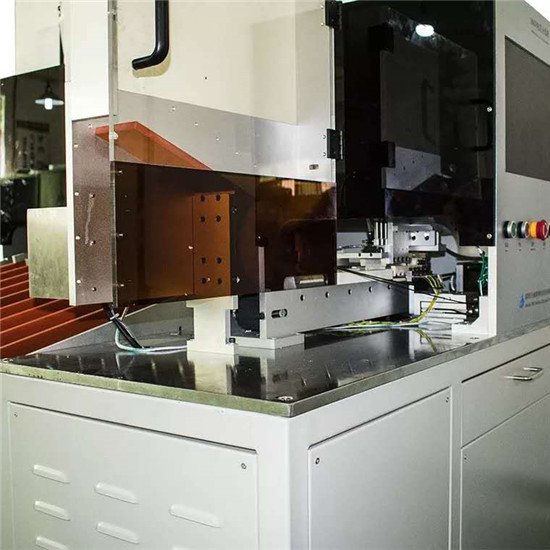 Máquina clasificadora de baterías