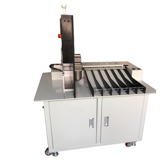 Clasificadora automática de baterías cilíndricas de 6 canales