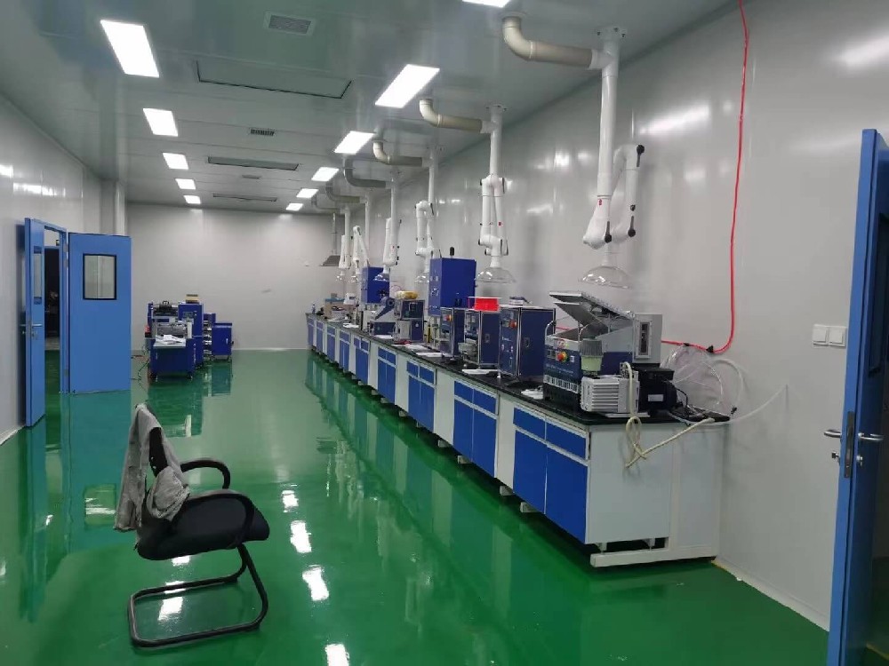 Línea de ensamblaje de celdas tipo bolsa a escala de laboratorio TMAX para Tesla