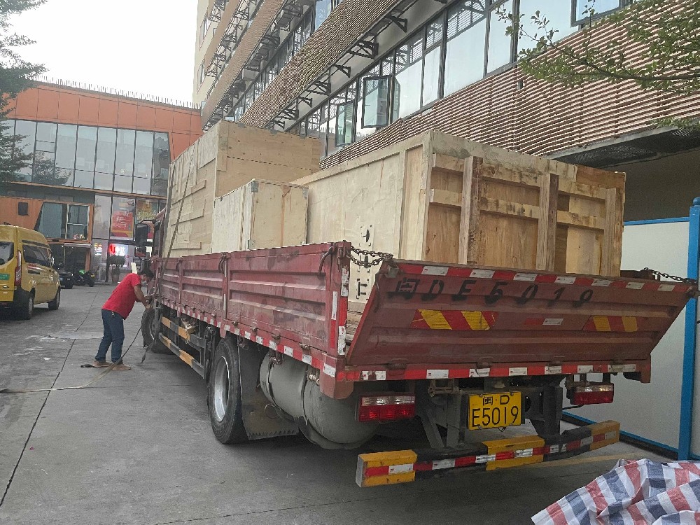 Prensa de rodillos para electrodos de gran tamaño, mezcladora de electrodos y prensa hidráulica para clientes de EE. UU.