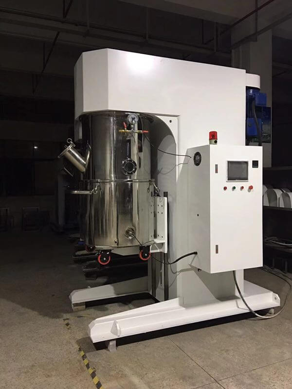 El equipo para Alan Rassoolkhani se envió con éxito